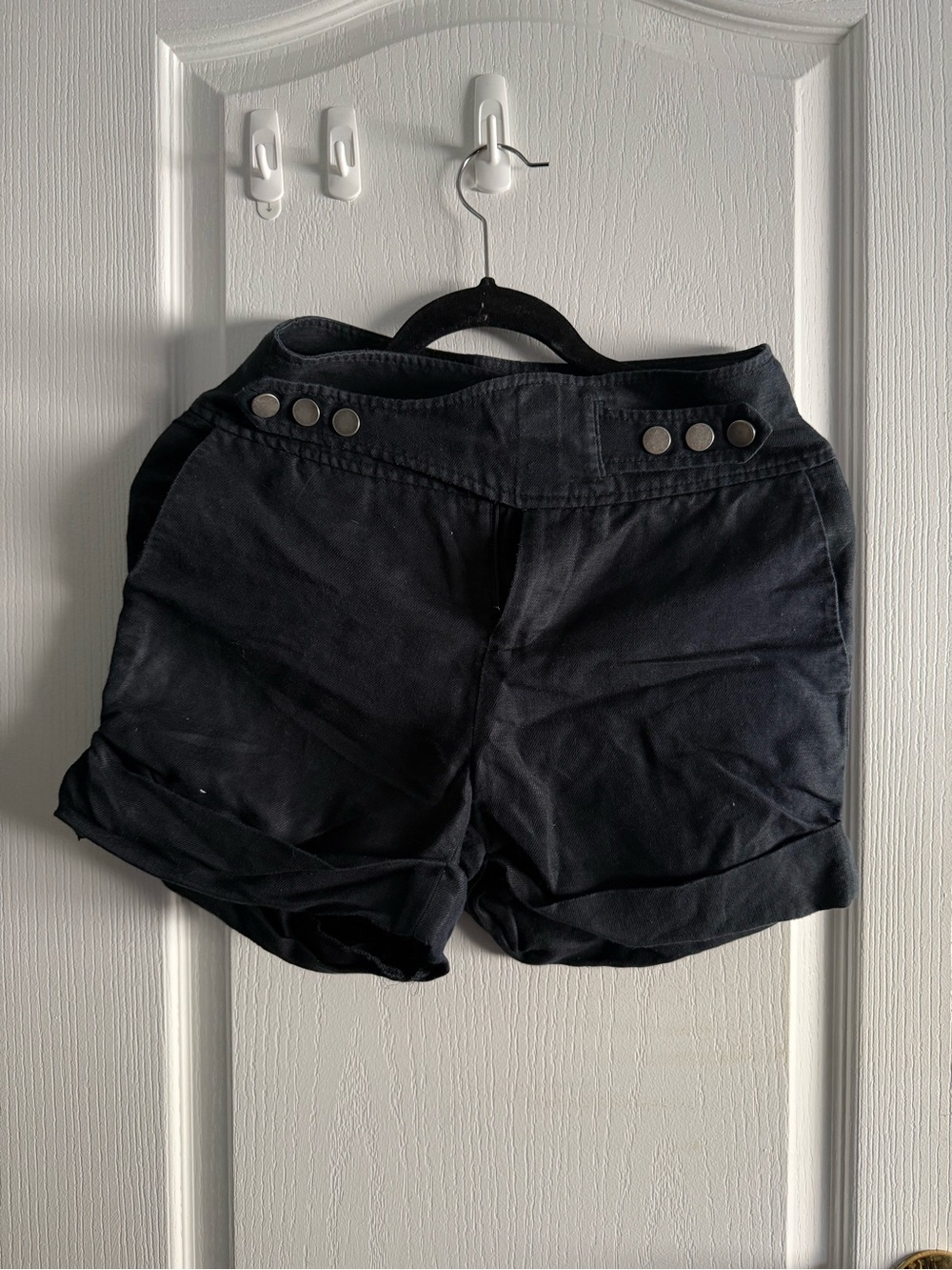 Club Monaco Black High-Waist Button-Accent Shorts